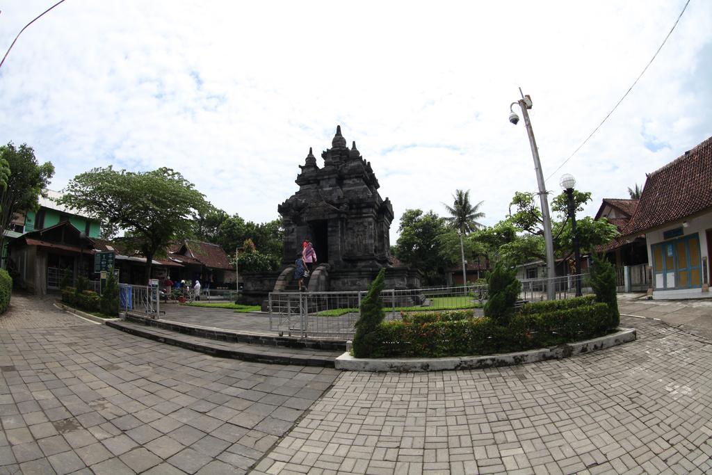 Omah Garengpoeng Guest House Маґеланґ Екстер'єр фото